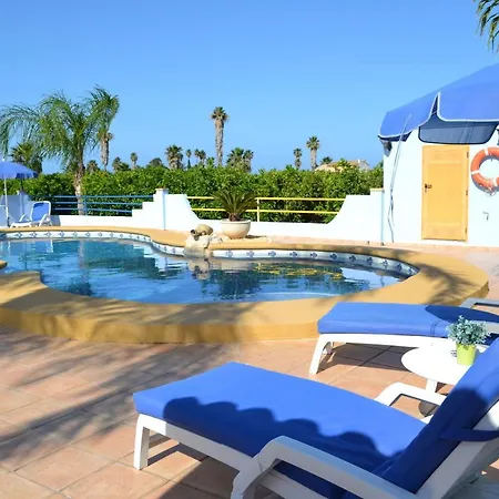 En Con Piscina Privada Horská chata Denia